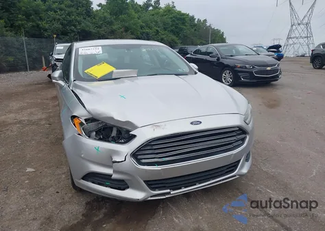 2015 Ford Fusion Se z USA, uszkodzony, nr VIN 3FA6P0H77FR210715